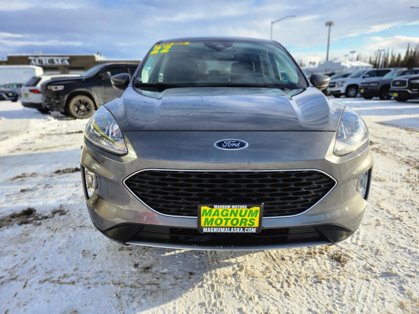 2022 GRAY /BLACK FORD ESCAPE SEL (1FMCU9H64NU) with an 1.5L engine, Automatic transmission, located at 1960 Industrial Drive, Wasilla, 99654, (907) 274-2277, 61.573475, -149.400146 - Photo#1